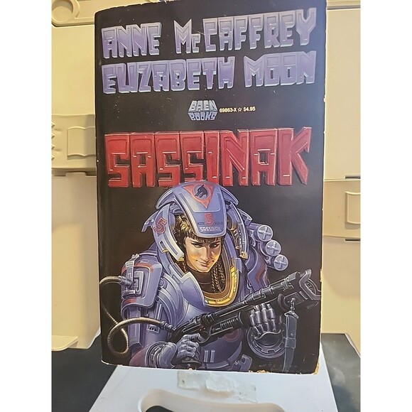 Lot of 3 Anne McCaffrey Sci-Fi Paperbacks – Crystal Line, Moreta, Sassinak - Picture 3 of 5